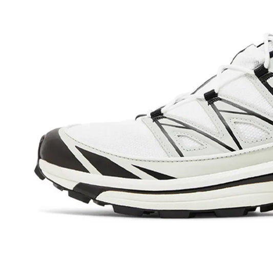 White Metal Black